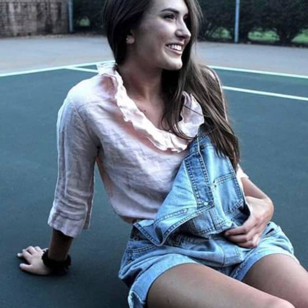 Meet your Posher, Brooke